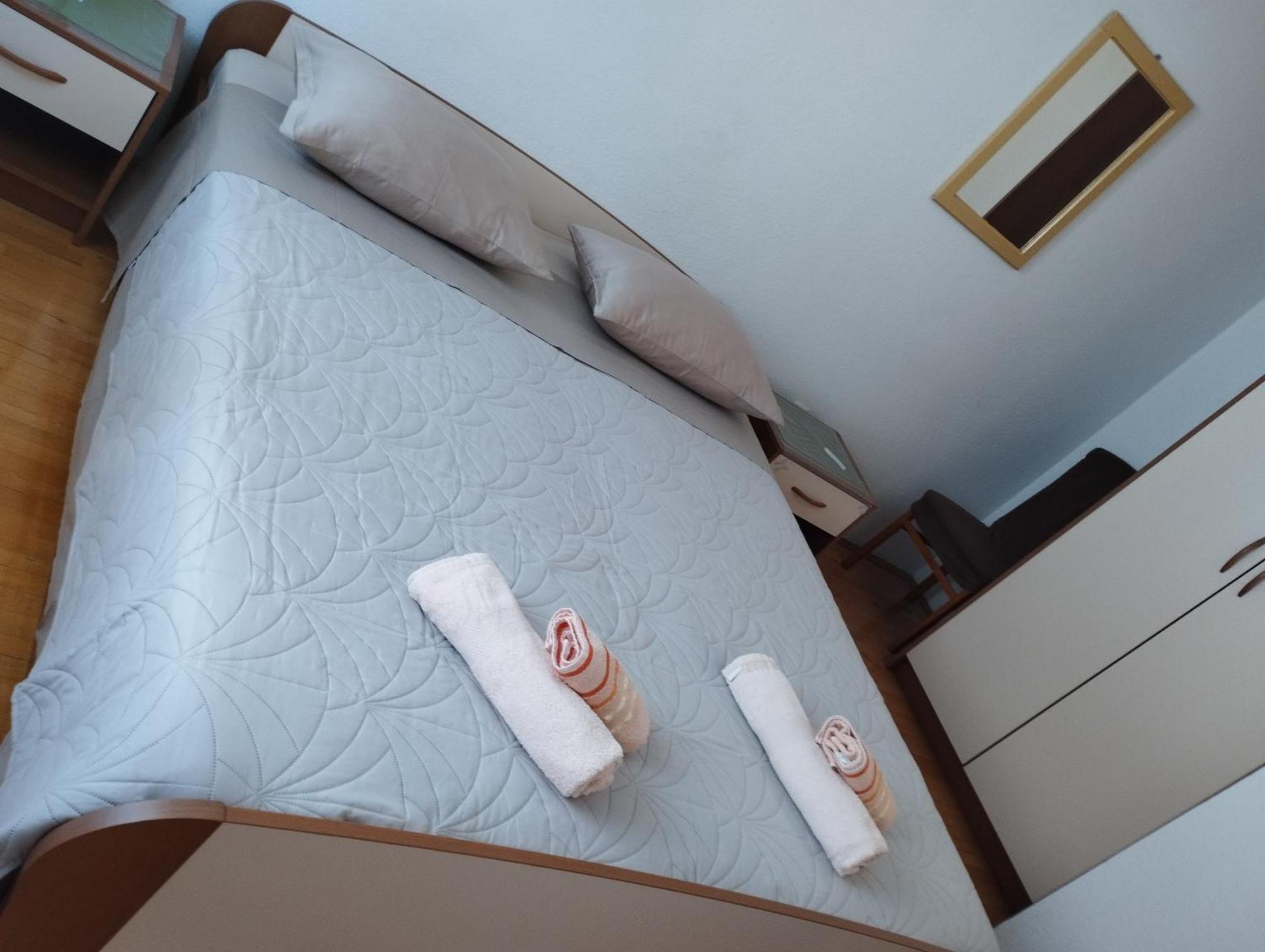 Guest House Gracijana Макарська Екстер'єр фото